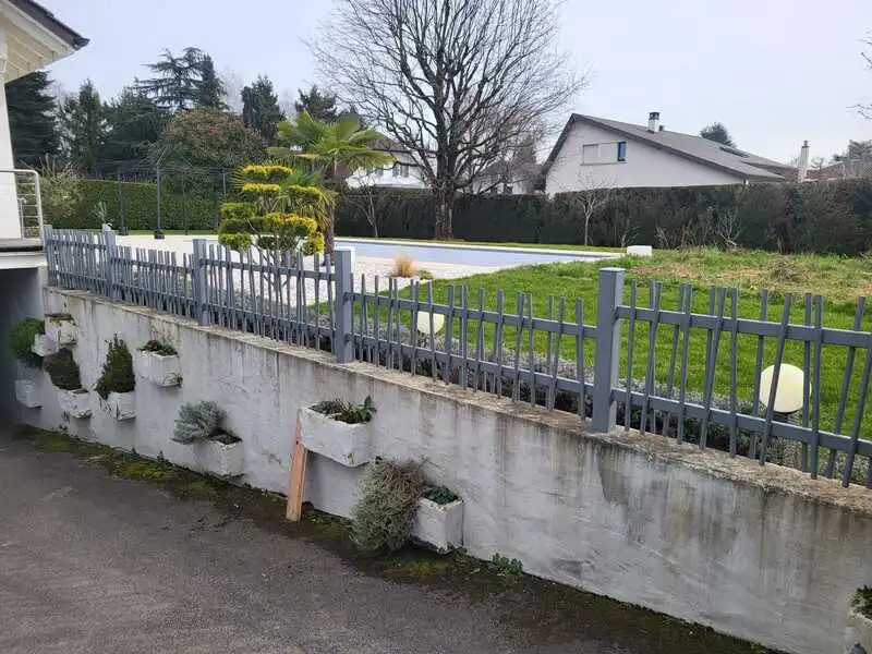 Installation de Clôture Aluminium en 3 Modules à Crans